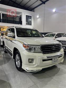 تويوتا لاندكروزر